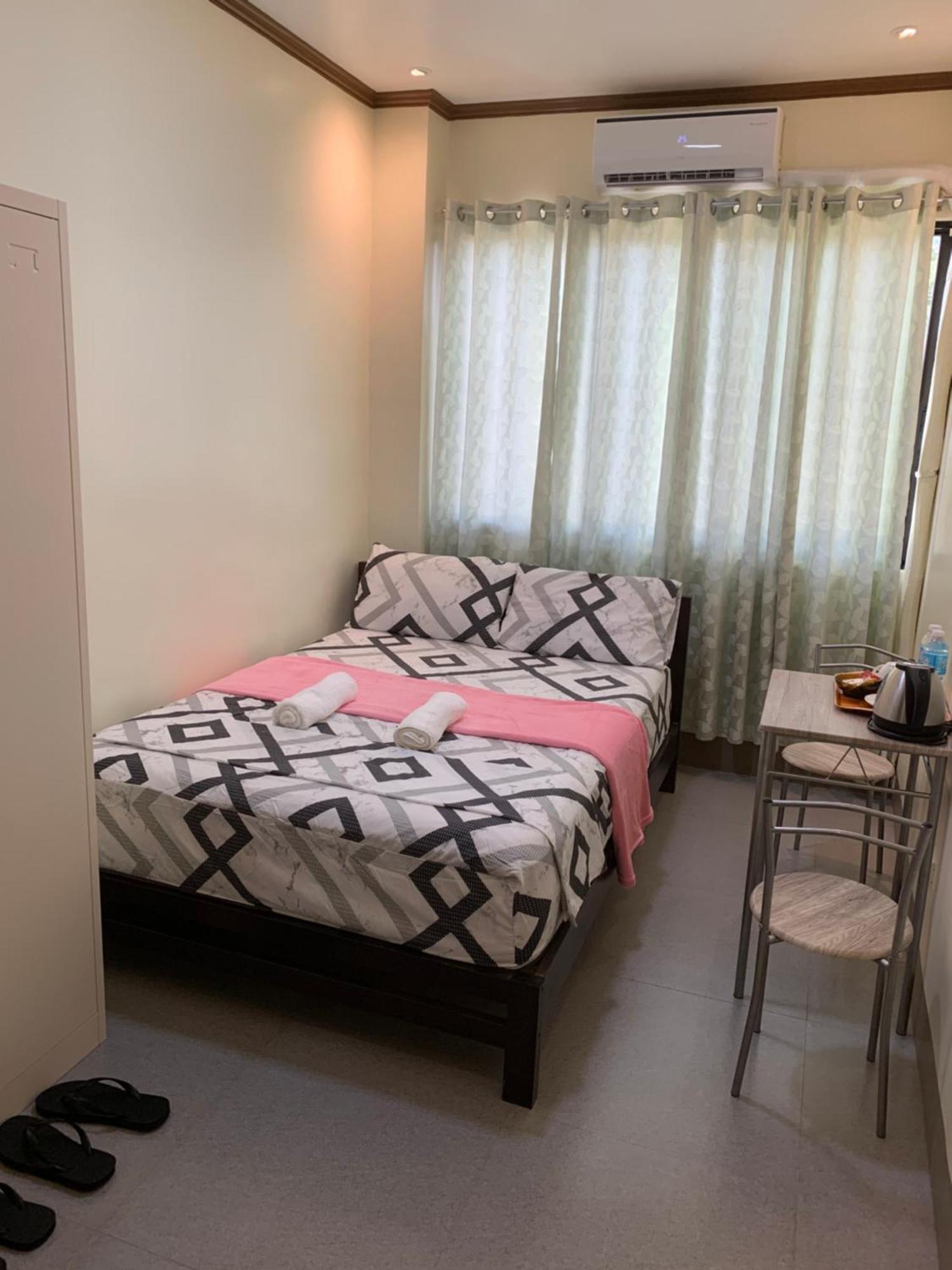 Zl Travelers Inn Batuan Bagian luar foto