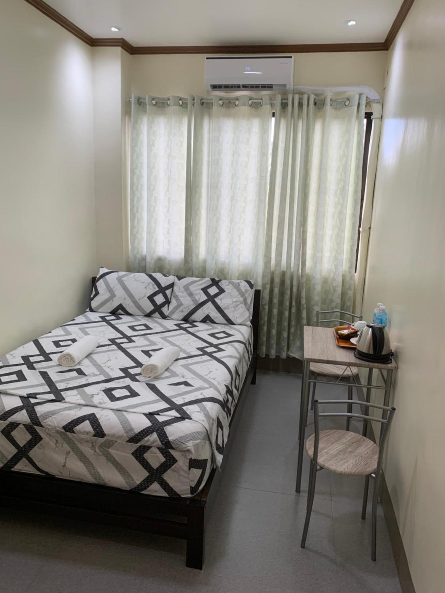 Zl Travelers Inn Batuan Bagian luar foto