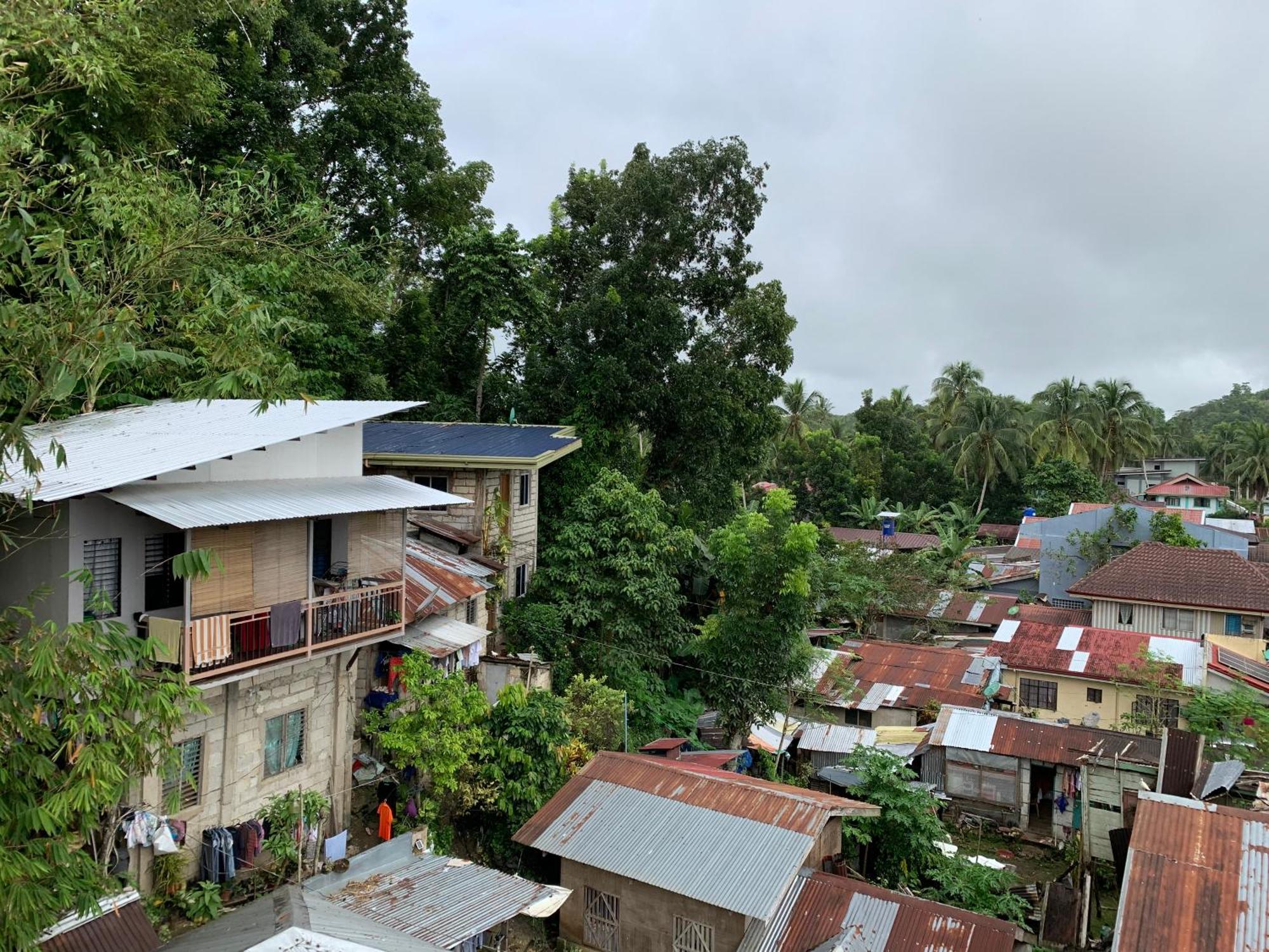 Zl Travelers Inn Batuan Bagian luar foto