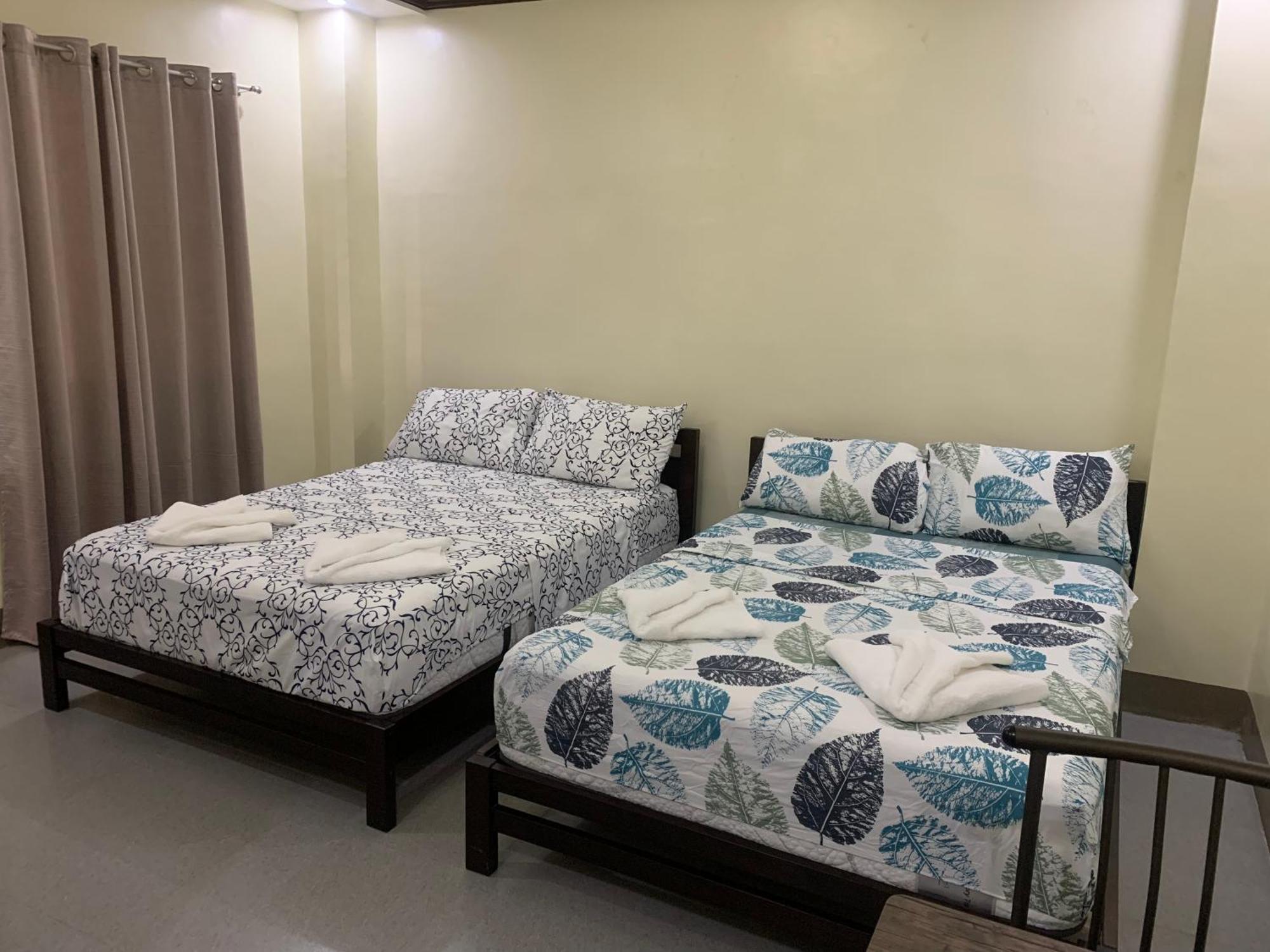 Zl Travelers Inn Batuan Bagian luar foto